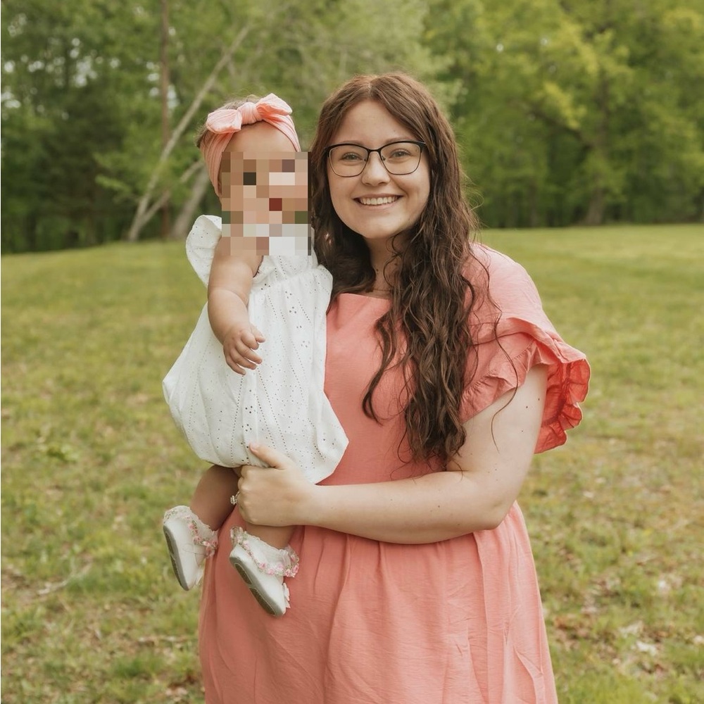 Meet your Posher, Julia